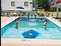 Sunny Blue Hotel 3*