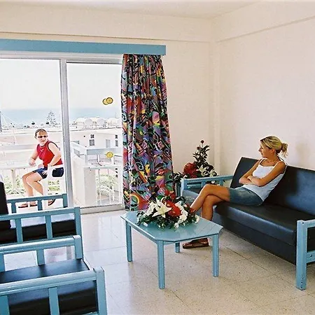 Hotel Sunny Blue